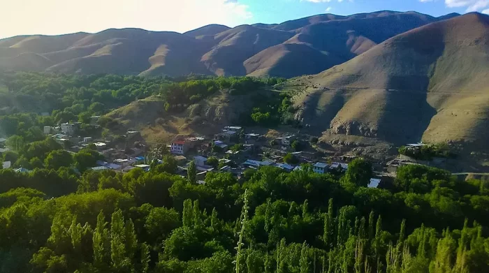 روستای برغان کجاست؟